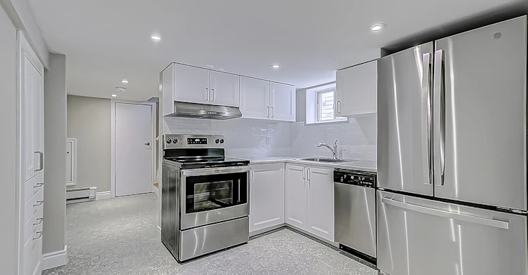 BSMT-554 Caledonia Road, Toronto, ON, M6E 4V4 - 10