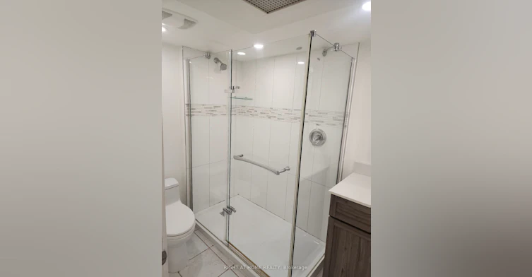 unit B2-32 High Park Blvd Boulevard, Toronto, ON, M6R 1M7 - 8