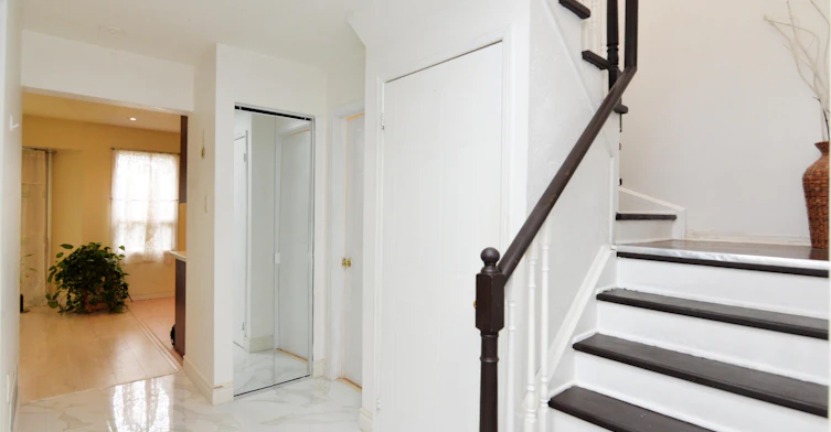 9 Ravenswood Drive, Brampton, ON, L6Y 3Y5 - 6