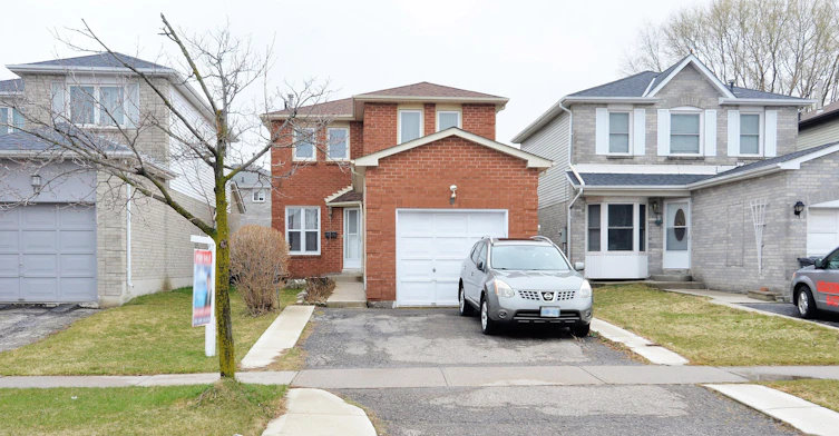 9 Ravenswood Drive, Brampton, ON, L6Y 3Y5