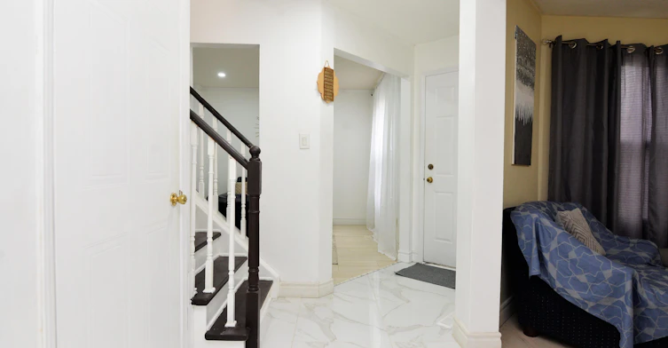 9 Ravenswood Drive, Brampton, ON, L6Y 3Y5 - 7