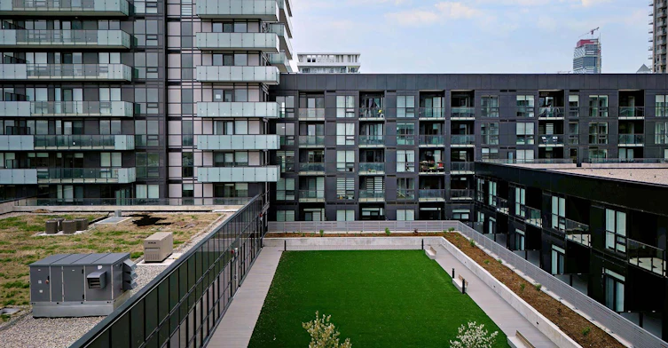 426-430 Square One Drive, Mississauga, ON, L5B 0L6 - 29