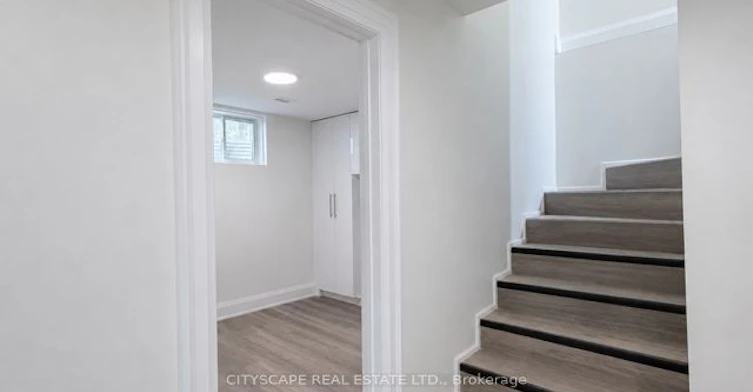 301-15 Sanagan Road, Toronto, ON, M9V 1R7 - 8