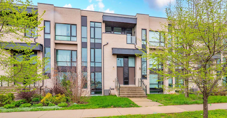 85 Pony Farm Drive, Toronto, ON, M9R 0B3 - 2