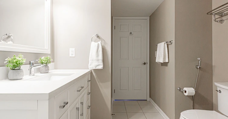 211-1045 Nadalin Heights, Milton, ON, L9T 8R5 - 27