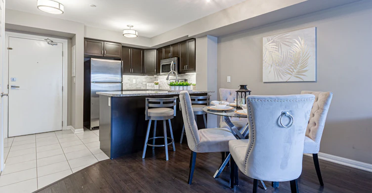 211-1045 Nadalin Heights, Milton, ON, L9T 8R5 - 13