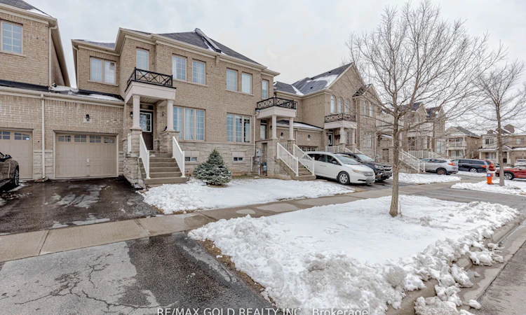 39 Chesterwood Crescent