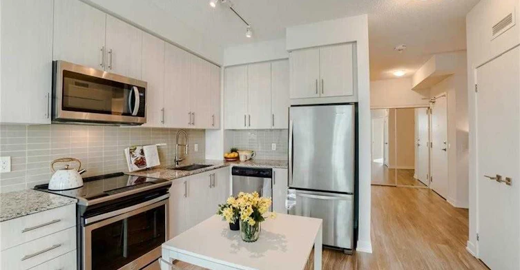 1005-4085 Parkside Village Drive, Mississauga, ON, L5B 0K9 - 8