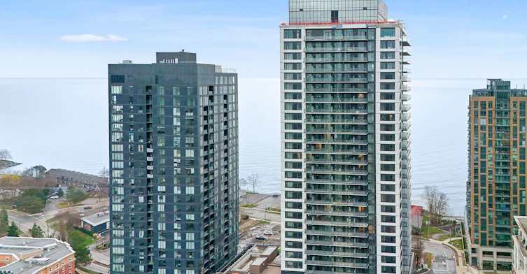214-2075 Lakeshore Road, Burlington, ON, L7R 1E2
