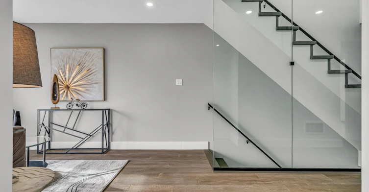 53 Buttonwood Avenue, Toronto, ON, M6M 2H9 - 18