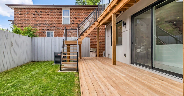 53 Buttonwood Avenue, Toronto, ON, M6M 2H9 - 40