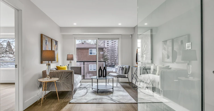 53 Buttonwood Avenue, Toronto, ON, M6M 2H9 - 19
