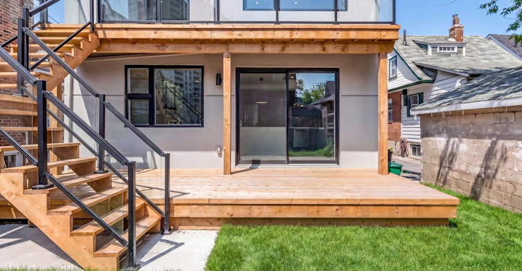 53 Buttonwood Avenue, Toronto, ON, M6M 2H9 - 39
