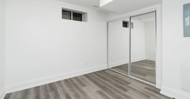 D (4)-44 Larkin Avenue, Toronto, ON, M6S 1L8 - 12