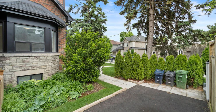 D (4)-44 Larkin Avenue, Toronto, ON, M6S 1L8 - 17