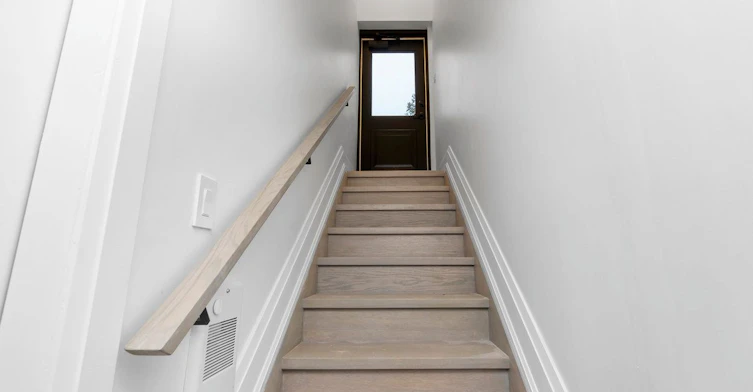 D (4)-44 Larkin Avenue, Toronto, ON, M6S 1L8 - 4