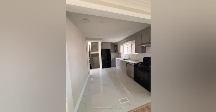 6 Brantley Crescent, Toronto, ON, M3J 1X5 - 2