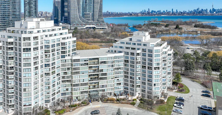 1012-2261 Lake Shore Boulevard W, Toronto, ON, M8V 3X1