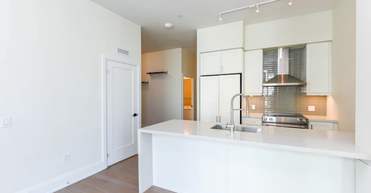 PH3-4055 Parkside Village Drive, Mississauga, ON, L5B 0K8 - 9