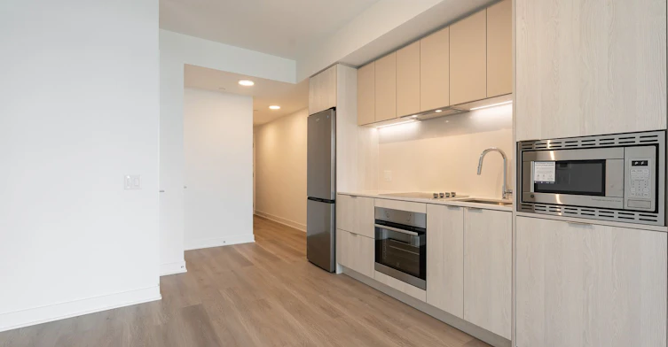 526-86 Dundas Street E, Mississauga, ON, L5A 0B1 - 6