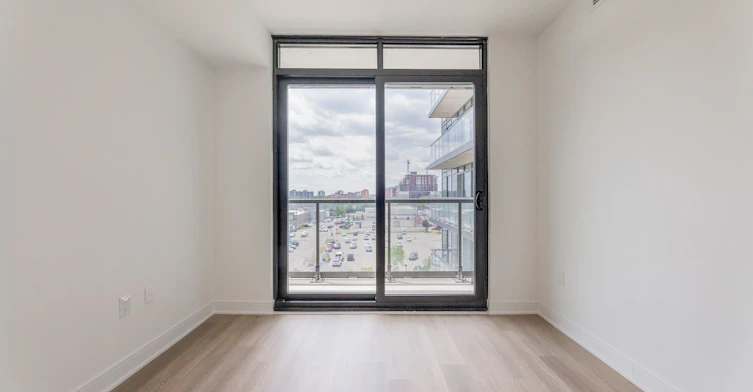 526-86 Dundas Street E, Mississauga, ON, L5A 0B1 - 8