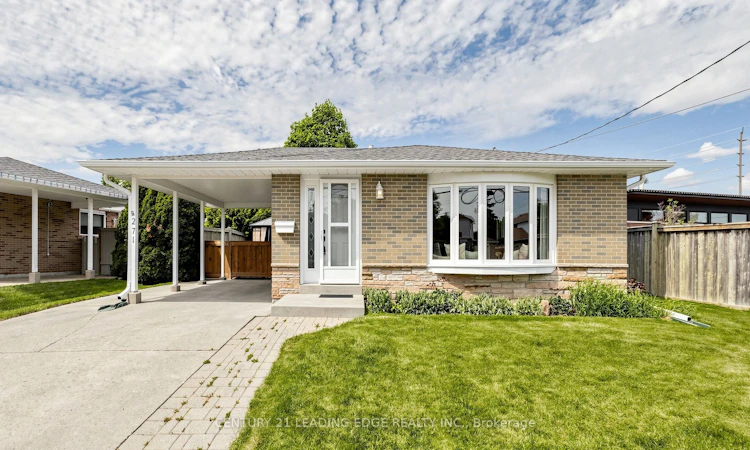 271 Delrex Boulevard