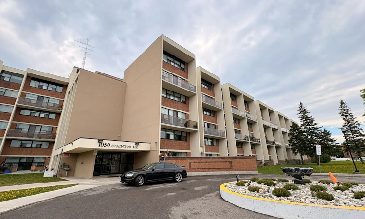 327-1050 Stainton Drive