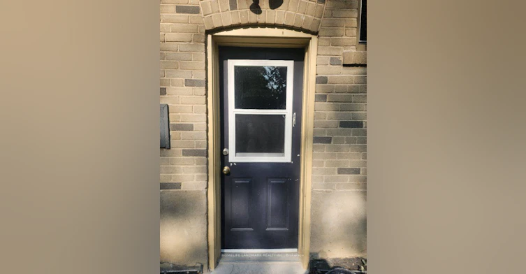 2042 Constance Drive, Oakville, ON, L6J 2V5