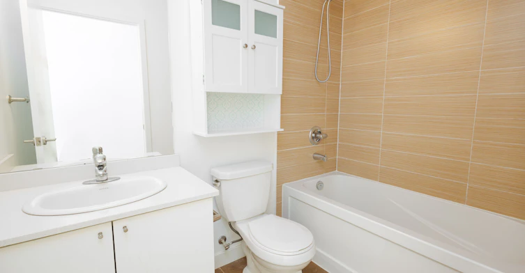 2502-3985 Grand Park Drive, Mississauga, ON, L5B 0H8 - 11
