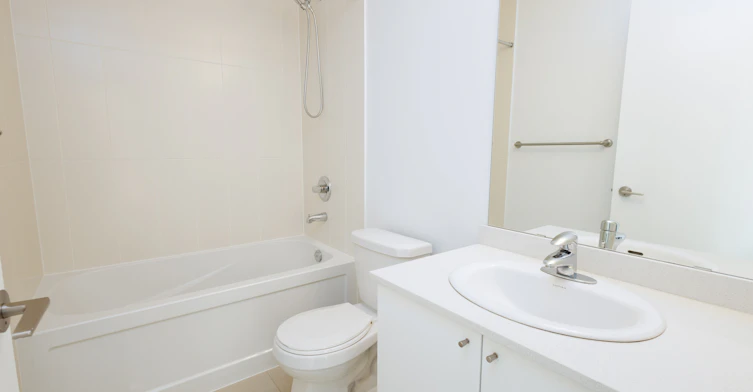 2502-3985 Grand Park Drive, Mississauga, ON, L5B 0H8 - 9