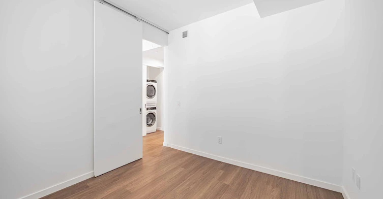 305-689 The Queensway N/A, Toronto, ON, M8Y 0C8 - 12