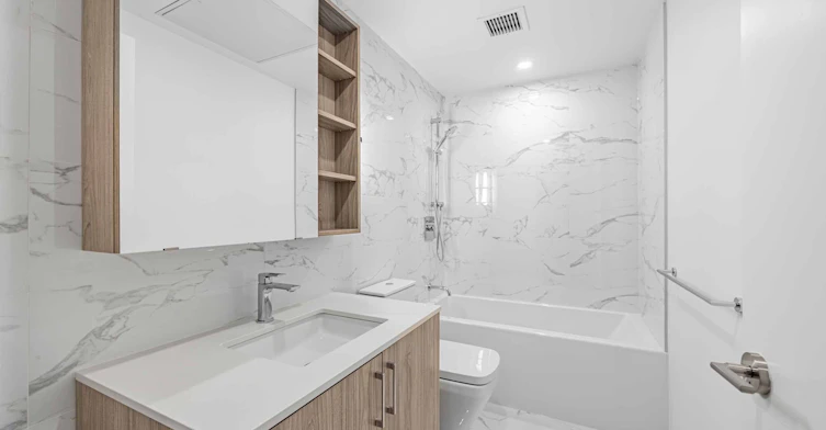 305-689 The Queensway N/A, Toronto, ON, M8Y 0C8 - 13