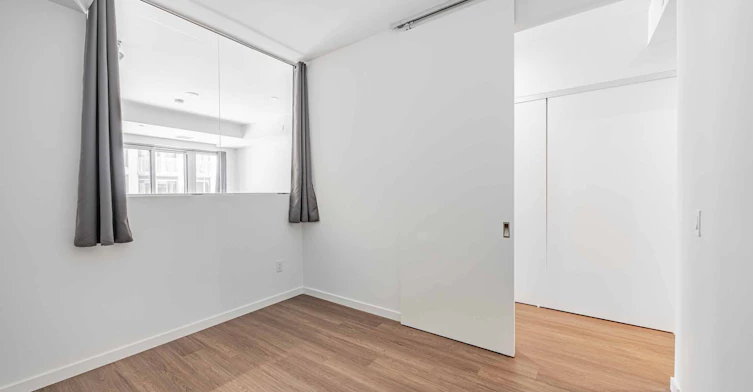 305-689 The Queensway N/A, Toronto, ON, M8Y 0C8 - 10