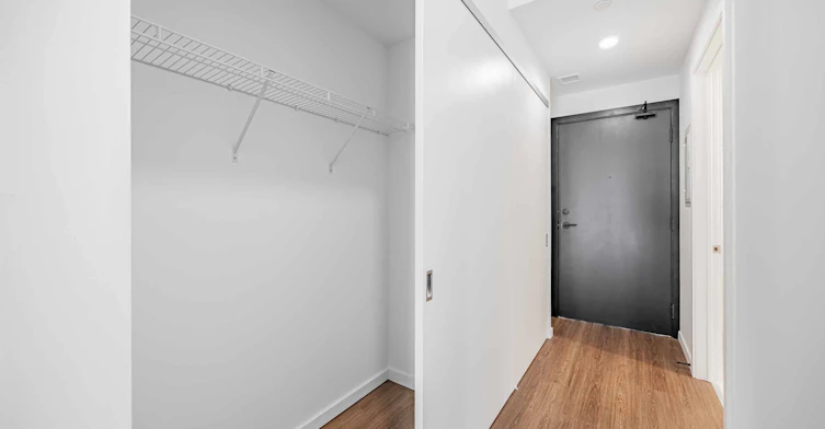 305-689 The Queensway N/A, Toronto, ON, M8Y 0C8 - 14