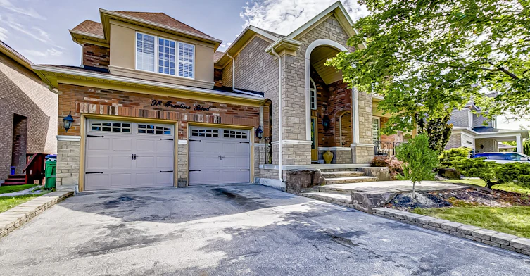 98 Treeline Boulevard, Brampton, ON, L6P 1A2 - 2