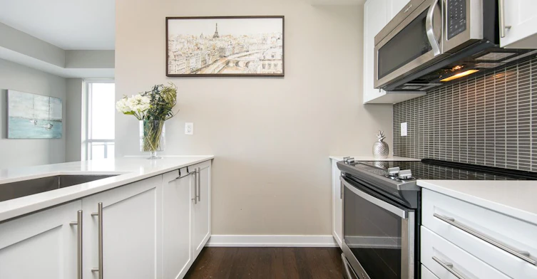 4007-4011 Brickstone Mews, Mississauga, ON, L5B 0J7 - 3