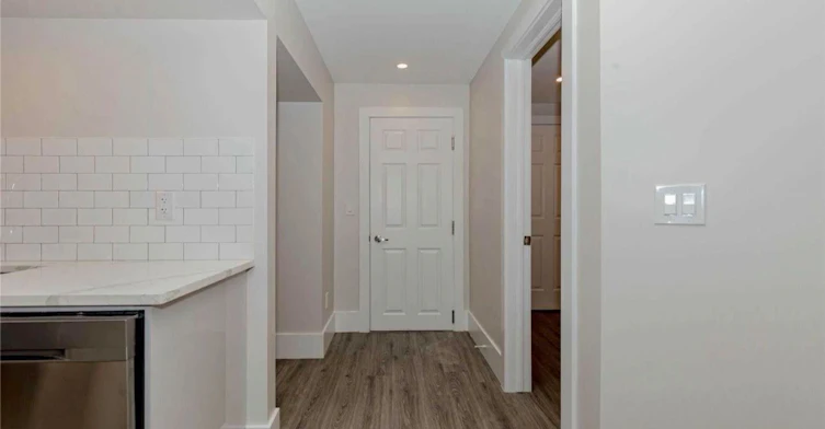 3352 Vernon Powell Drive, Oakville, ON, L6H 0Y4 - 4