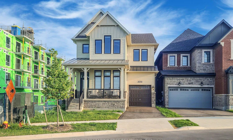 3016 William Cutmore Boulevard W