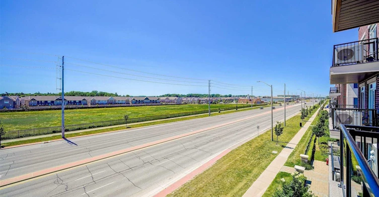 313-50 Sky Harbour Drive, Brampton, ON, L6Y 6B8 - 6