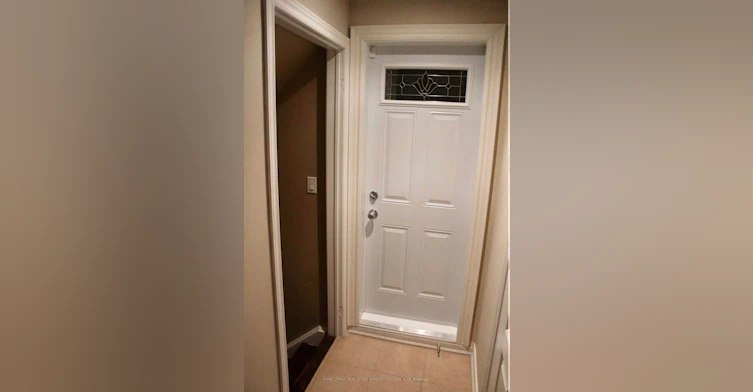 19 Lyndbrook (Basement) Crescent, Brampton, ON, L6P 2P1 - 9