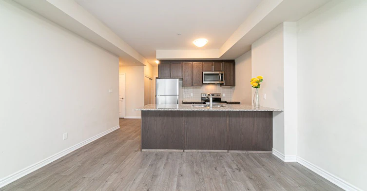 204-150 Oak Park Boulevard, Oakville, ON, L6H 0E7 - 12