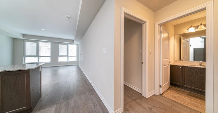 204-150 Oak Park Boulevard, Oakville, ON, L6H 0E7 - 17