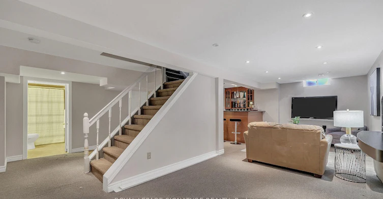 Bsmt-3390 Columbine Crescent, Mississauga, ON, L5N 6A9 - 2