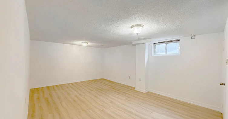 214 Dixon Road, Toronto, ON, M9P 2M1 - 13