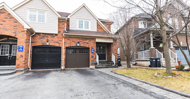 3082 Cabano Crescent, Mississauga, ON, L5M 0C6