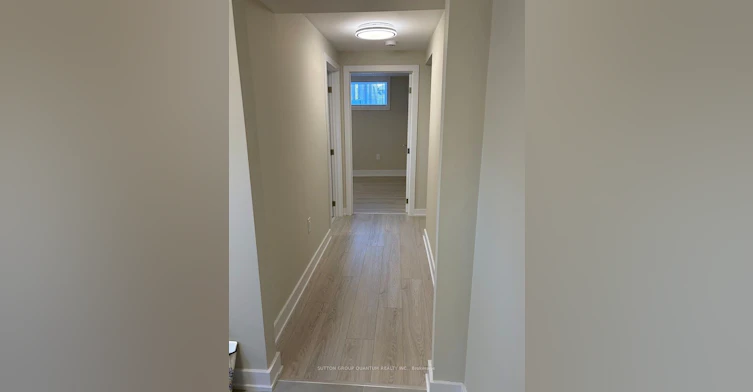5380 Mericourt Road, Burlington, ON, L7L 3R6 - 6