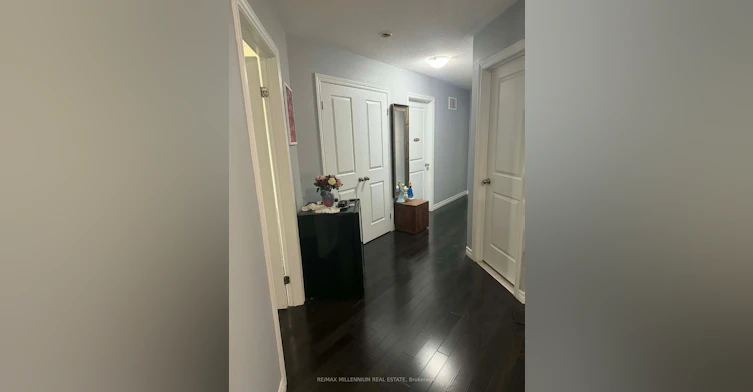 29 Monkton Circle, Brampton, ON, L6Y 0X7 - 2