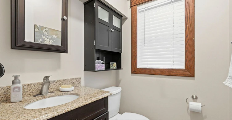 Upper-17 Mill Street, Milton, ON, L9T 1R7 - 12