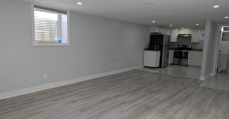 160 Mcmurchy Avenue S, Brampton, ON, L6Y 1Y9 - 6