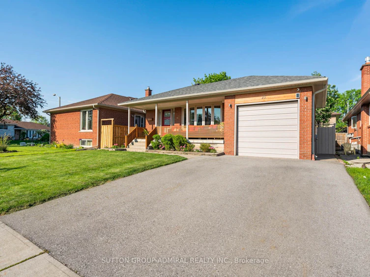 23 Groverdale Road, Toronto, ON, M9C 3M7